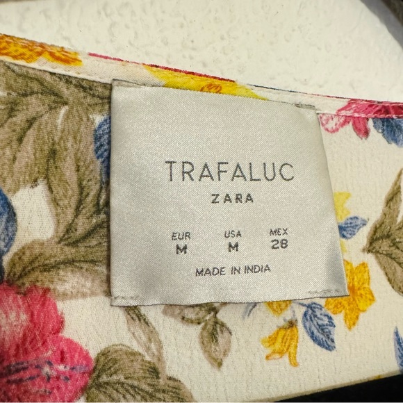 5 for $25 ⭐️Zara Floral Boho Fringe Kimono - Picture 7 of 7